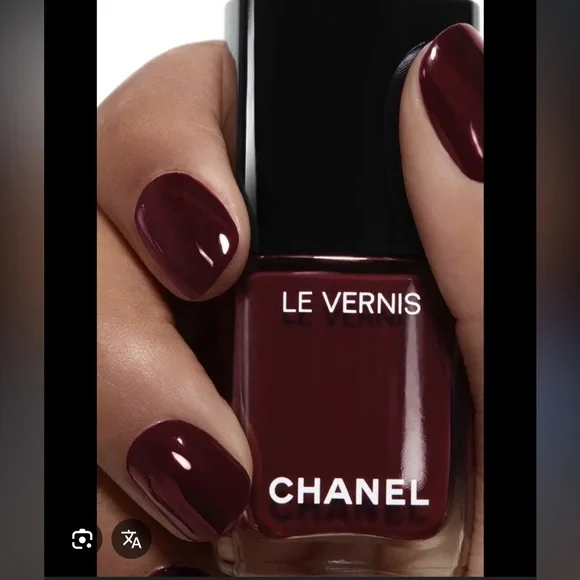 CHANEL Le Vernis Nail Polish - Picture 1 of 5